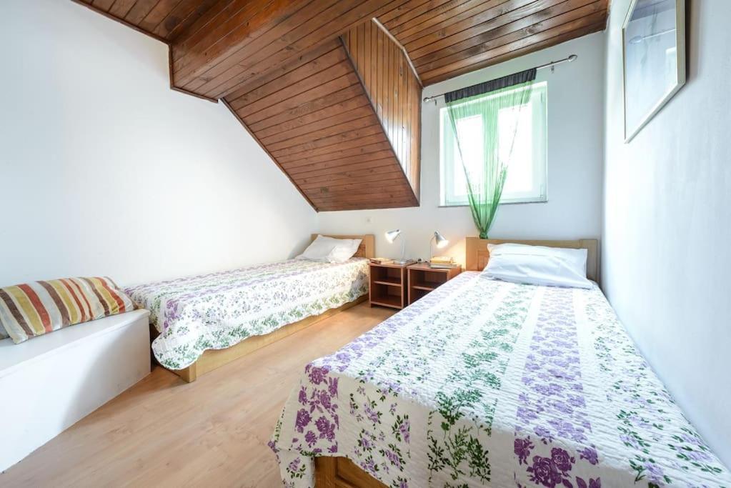 Charming Dalmatian 2-bedroom In The Heart Of Old Town Cavtat