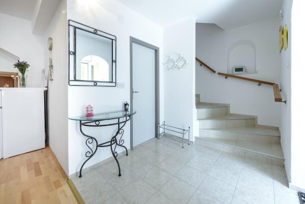 Charming Dalmatian 2-bedroom In The Heart Of Old Town Cavtat